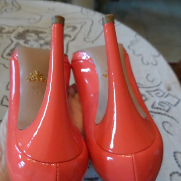 New Prada Hot Pink Calf Patent Leather Peep Toe Heeled Pumps Size 38.5B - Picture 13 of 16